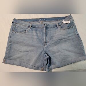 Sz 18 midrise Wow Old Navy shorts
